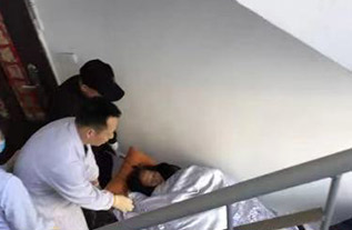 英吉沙县病人院后返乡